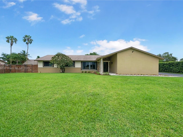 27725 SW 165th Ave, Homestead FL 33031