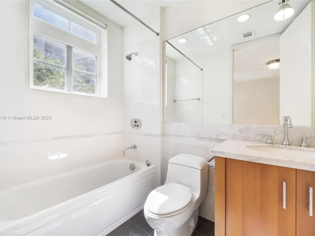 6120 Aqua Ave # 6120, Miami Beach FL 33141