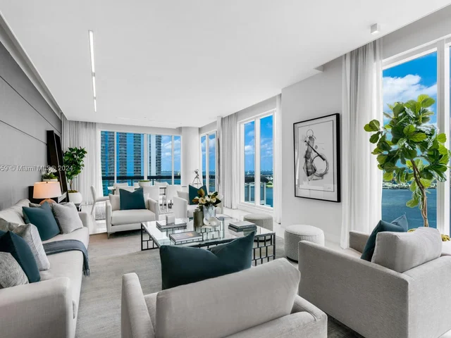 900 Brickell Key Blvd # 1903, Miami FL 33131