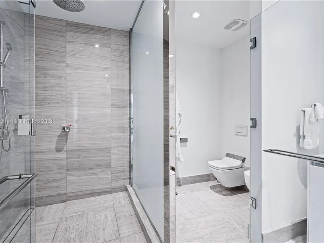 16901 Collins Ave # 4703, Sunny Isles Beach FL 33160