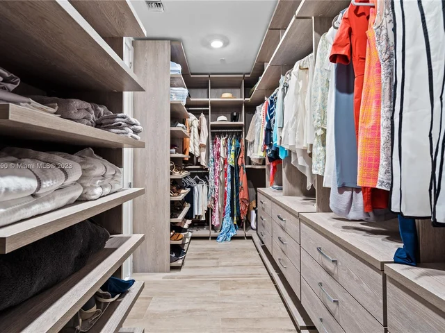 16901 Collins Ave # 4703, Sunny Isles Beach FL 33160