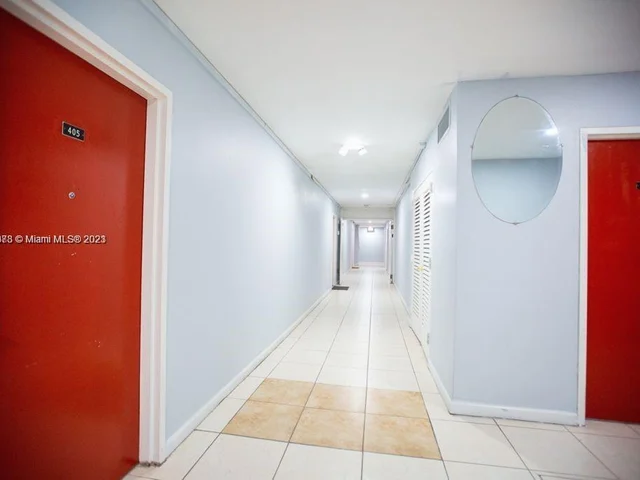 7118 Bonita Dr # 404, Miami Beach FL 33141