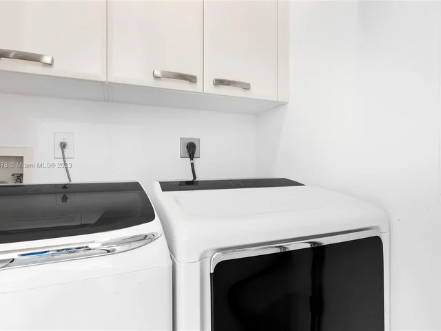 18101 Collins Ave # 909, Sunny Isles Beach FL 33160