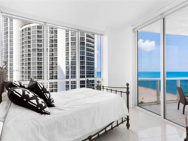 18101 Collins Ave # 909, Sunny Isles Beach FL 33160