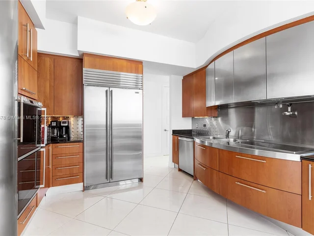 18101 Collins Ave # 909, Sunny Isles Beach FL 33160