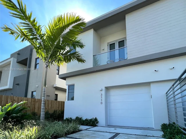 3110 Elizabeth St, Miami FL 33133
