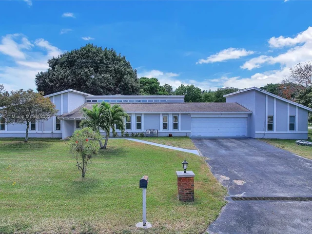14100 SW 27th Ct, Davie FL 33330