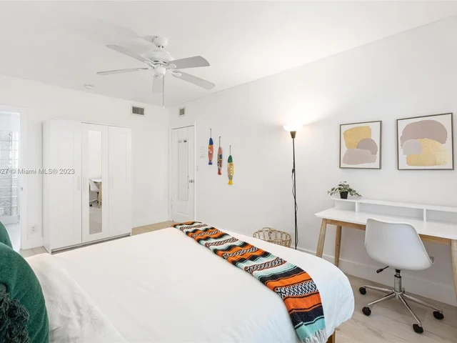 301 NE 17th Ave # 1, Fort Lauderdale FL 33301