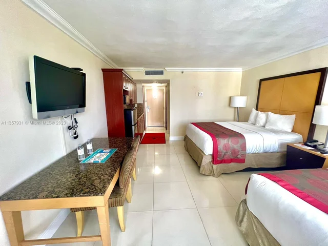 19201 Collins Ave # 929, Sunny Isles Beach FL 33160