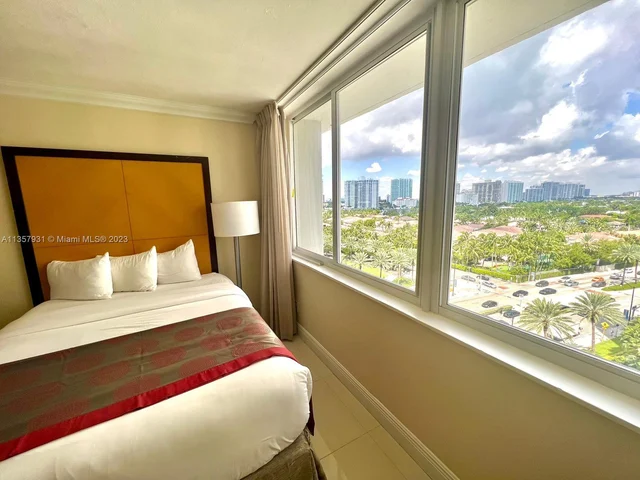 19201 Collins Ave # 929, Sunny Isles Beach FL 33160