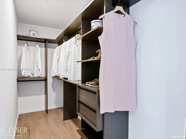 398 NE 5 # 2818, Miami FL 33132