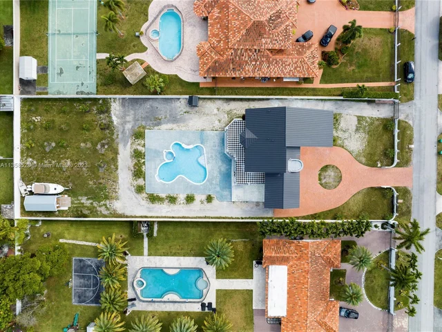 2821 SW 130th Ave, Miami FL 33175