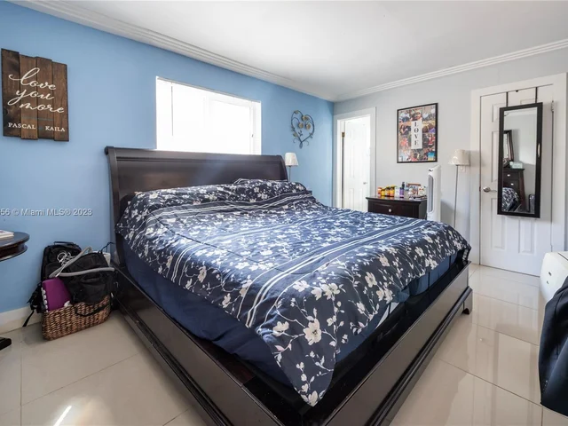 1224 Johnson St, Hollywood FL 33019