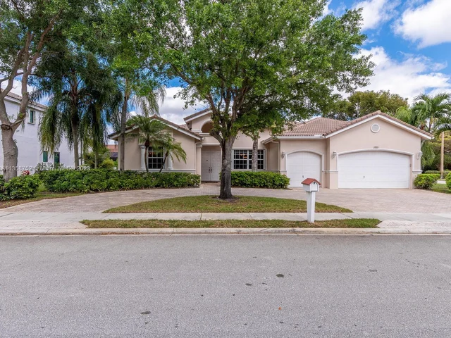 1065 SW 159th Ln, Pembroke Pines FL 33027