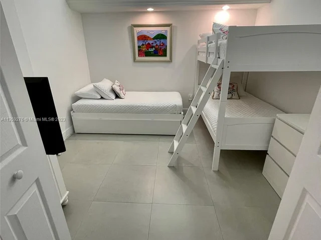 101 Crandon Blvd # 380, Key Biscayne FL 33149