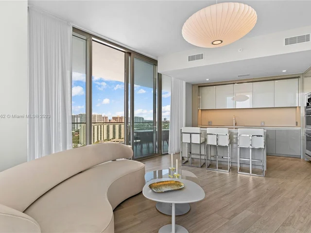 18975 Collins Ave # 1605, Sunny Isles Beach FL 33160
