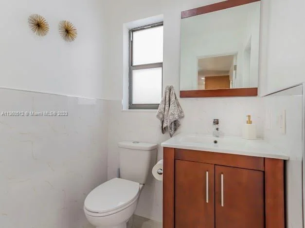 13360 SW 40th St, Miami FL 33175