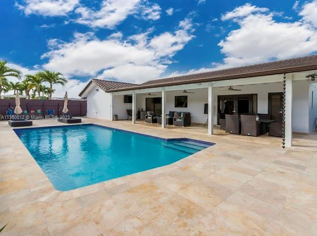 13360 SW 40th St, Miami FL 33175