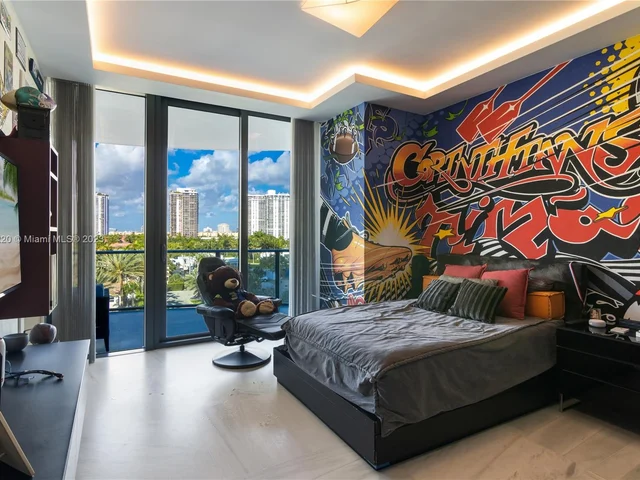 19575 Collins Ave # 5, Sunny Isles Beach FL 33160