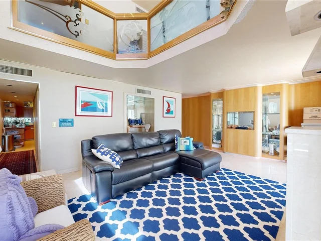 1223 Hillsboro Mile # 7, Hillsboro Beach FL 33062