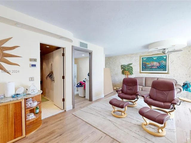 1223 Hillsboro Mile # 7, Hillsboro Beach FL 33062