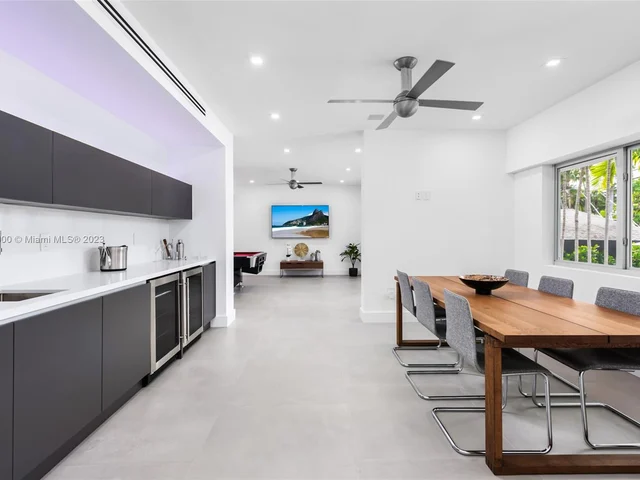 1785 Fairhaven Pl, Miami FL 33133