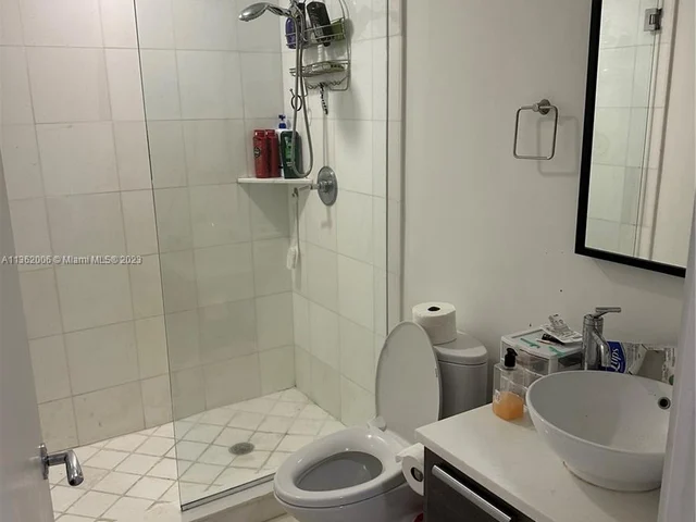 2950 NE 188th St # 139, Aventura FL 33180