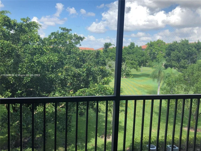 1650 SW 124th Ter # 304D, Pembroke Pines FL 33027