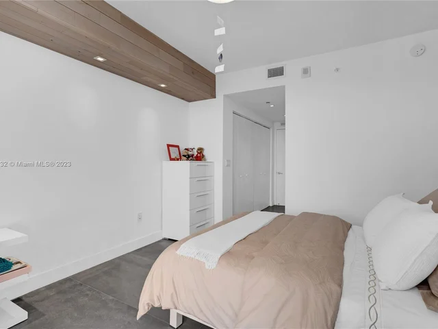 488 NE 18th St # 3912, Miami FL 33132