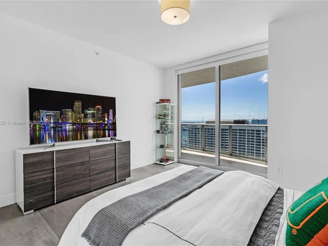 488 NE 18th St # 3912, Miami FL 33132