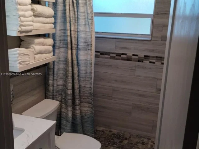 3039 Grant St, Hollywood FL 33021