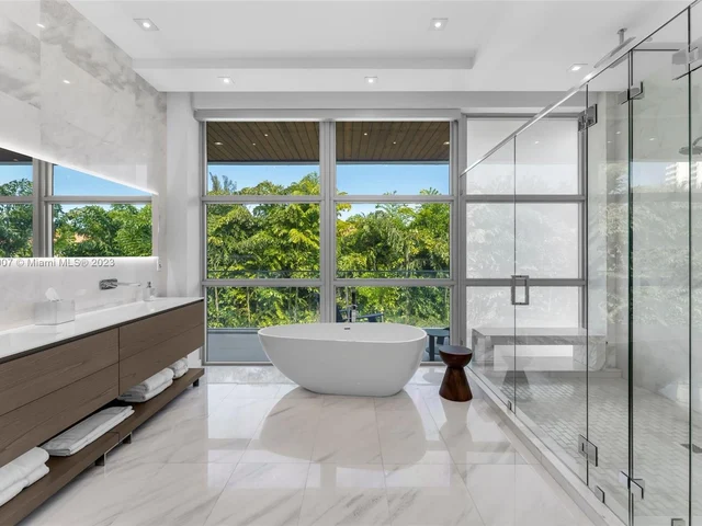 675 Golden Beach Dr, Golden Beach FL 33160