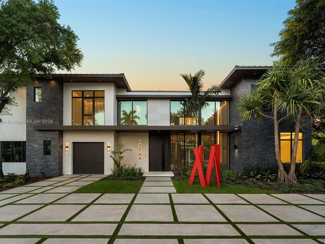 12500 SW 64th Ave, Pinecrest FL 33156