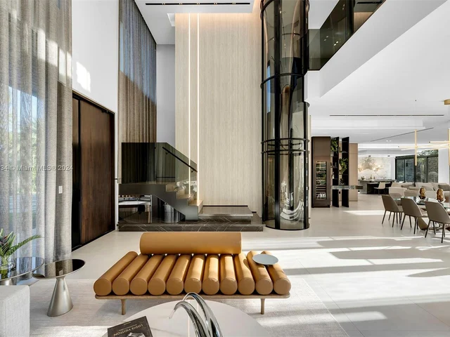 12500 SW 64th Ave, Pinecrest FL 33156