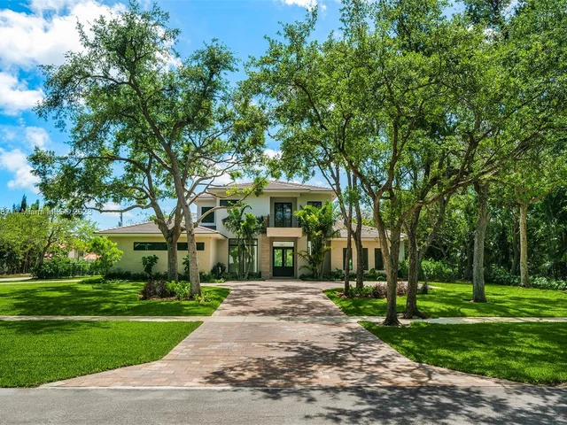 9400 SW 120th St, Miami FL 33176