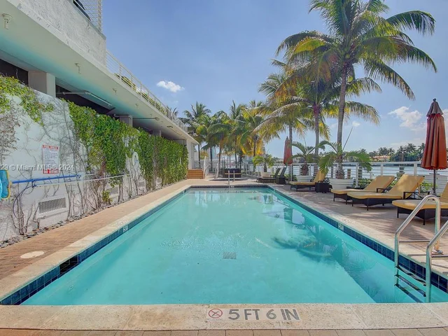 6580 Indian Creek Dr # 411, Miami Beach FL 33141