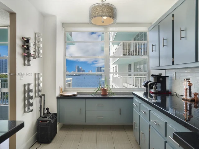 301 174th St # 401, Sunny Isles Beach FL 33160