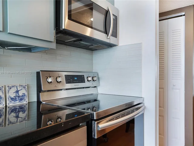 301 174th St # 401, Sunny Isles Beach FL 33160