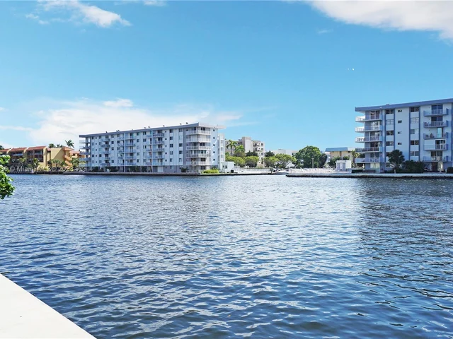 301 174th St # 401, Sunny Isles Beach FL 33160