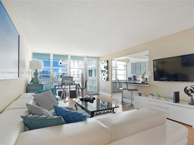 301 174th St # 401, Sunny Isles Beach FL 33160