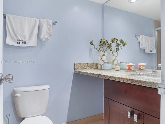 301 174th St # 401, Sunny Isles Beach FL 33160