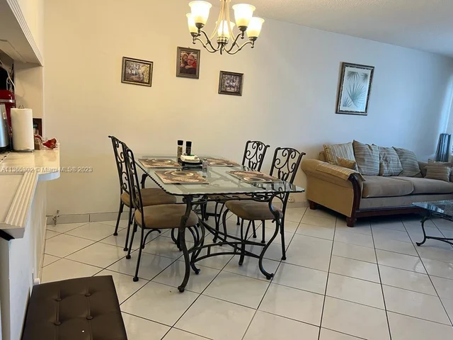 215 SE 3rd Ave # 403A, Hallandale Beach FL 33009