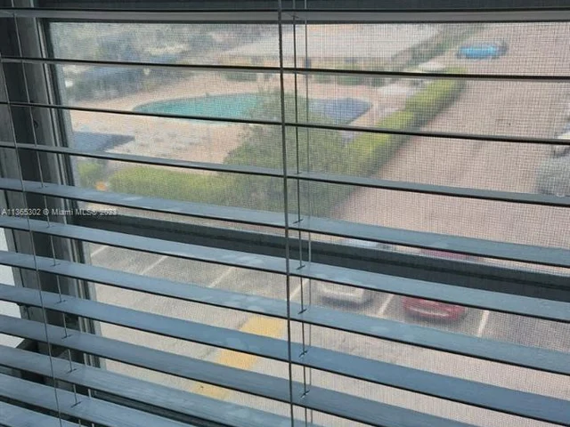 215 SE 3rd Ave # 403A, Hallandale Beach FL 33009