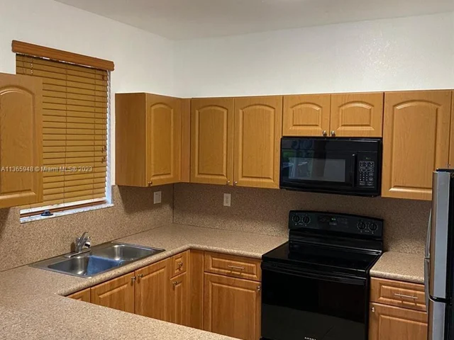 2759 SE 15th Rd # 99, Homestead FL 33035