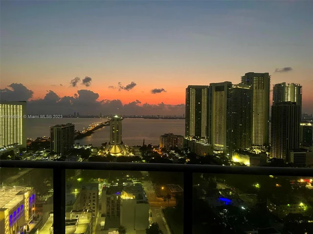 121 NE 34th St # 2907, Miami FL 33137