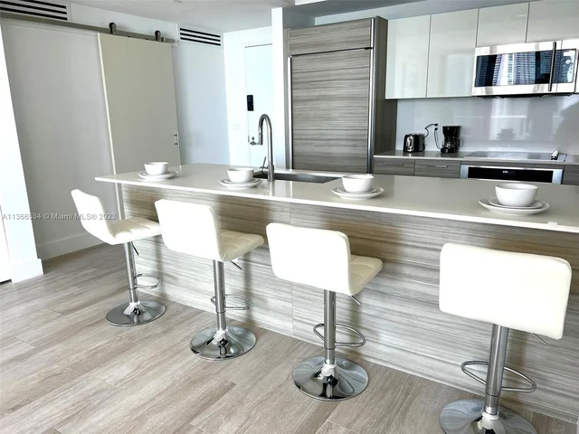 121 NE 34th St # 2907, Miami FL 33137