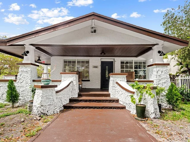 3902 NW 3rd Ave # 3902, Miami FL 33127