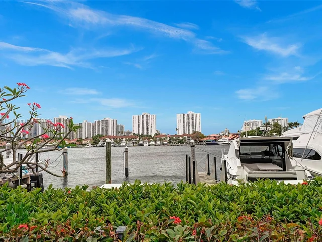 3610 Yacht Club Dr # 1214, Aventura FL 33180