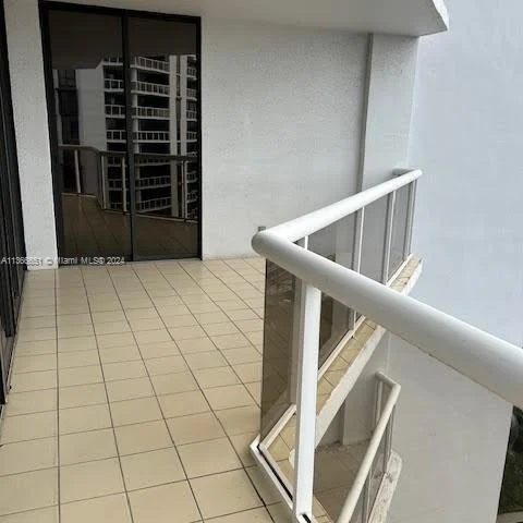 3610 Yacht Club Dr # 1214, Aventura FL 33180