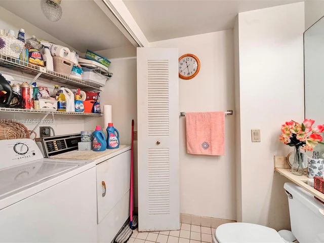 3610 Yacht Club Dr # 1214, Aventura FL 33180